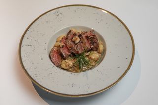 Njoke sa tartufima i tagliatom od bifteka 400 gr