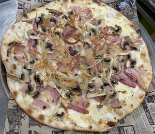 10 Pizza Carbonara (33 Cm.)