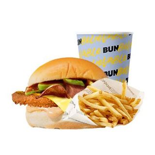 Menu Beyond Avo Chicken