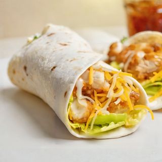 Тротила с пилешко (400гр)