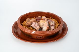 Pasulj na tavce sa dimljenom butkicom