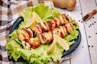 Пилешки шиш (100г)