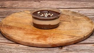 Kinder Bueno u čaši