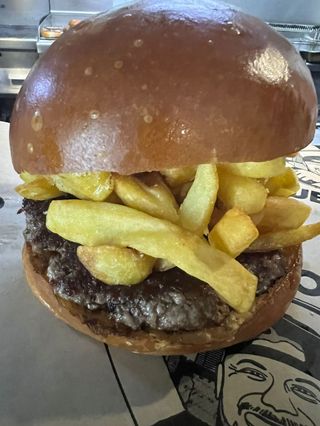 Panino con Hamburger e Patate