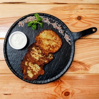 Placki kartoflane ze śmietaną 3 szt.