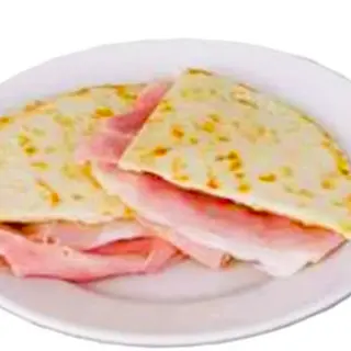 Piadina con prosciutto cotto e formaggio a scelta