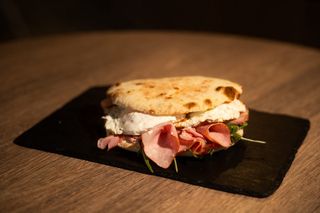 Sandwich taranesc - D