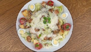 Цезарь с семгой