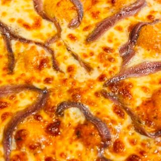 19. Pizza Napolitana (30 Cm.)