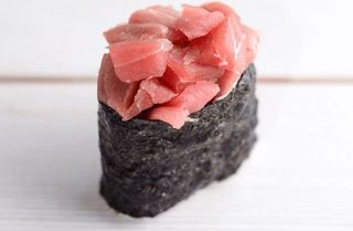 Спайсі з тунцем (40грам/1шт)