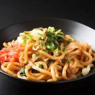 114. Udon Frito Con Marisco