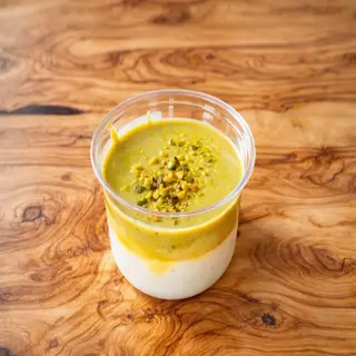 Chocolate Blanco Con Pistacho (Porción)