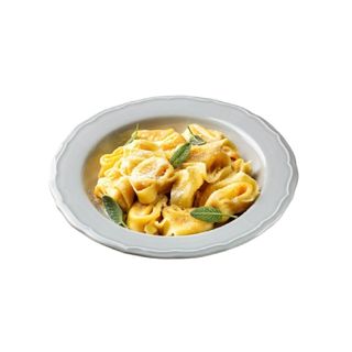 Pasta Rellena De Carne Estofada Con 4 Quesos