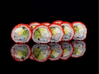 California z krewetką w tobiko 8 szt.