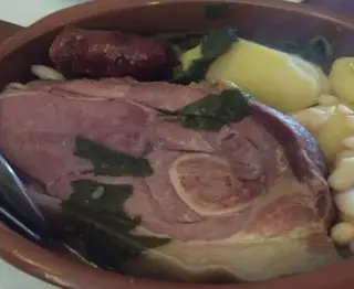 Lacón Con Grelos (Ración)
