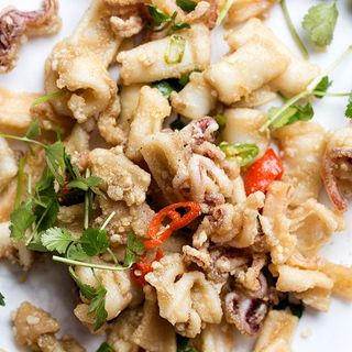 Salt and paper  squid  