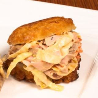 Arepa Con Chicharrón (1 Ud.)