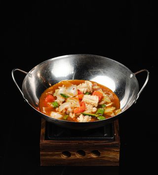 184 CALAMARI IN PENTOLA