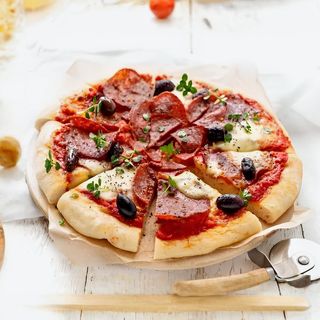 Pizza Carbonara Pequeña Taormina Salami (20 Cm.)