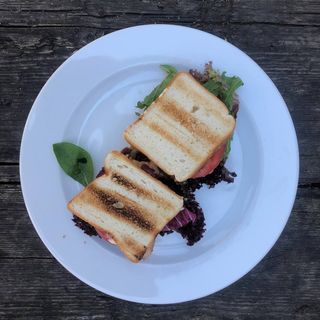 Сендвіч з куркою та беконом (~300г)