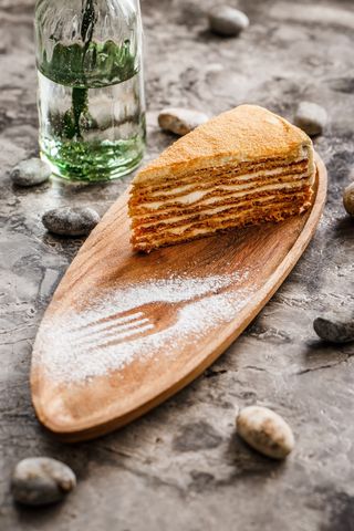 Домашний медовик "Балмекен".