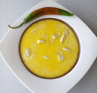 Ciorba radauteana cu ardei iute