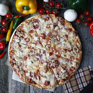 Pizza Carnivora mare Ø 32cm