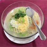 54. Sopa de fideo con huevo