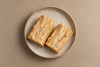 TARTA NAPOLEON/НАПОЛЕОН С ЗАВАРНЫМ КРЕМОМ