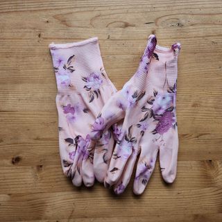 Gloves size 8 / pink