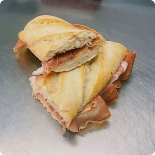 Clásico De Jamón País