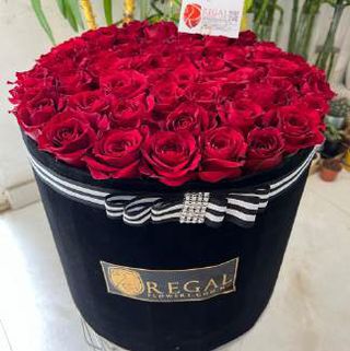 Classic Red Roses Box Arrangement- Standard (24cm box)