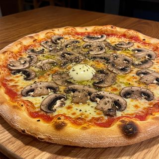 Pizza Funghi