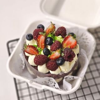 Бенто торта Червено кадифе (350г)