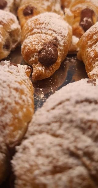 Mini Croissant Inyectado De Choco 1 Ud.