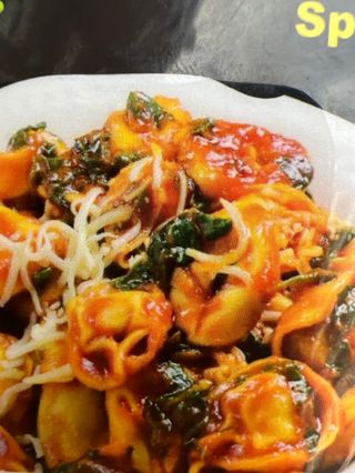 Tortellini De Espinacas Con Finas Hierbas