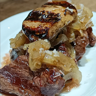 Daus de filet amb foie i ceba