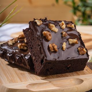 Шоколадово безглутеново брауни с орехи - 1 парче