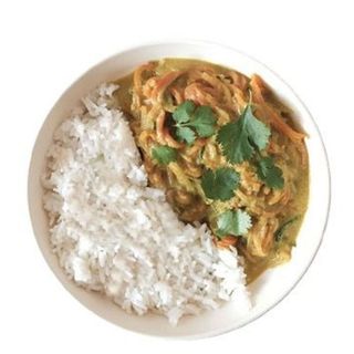 CURRY VERDE JAPONES DE POLLO, LANGOSTINOS Y BAMBÚ