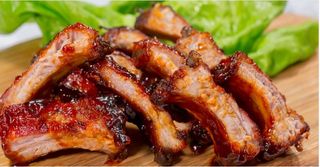 Costillas BBQ Con Patatas Gajo