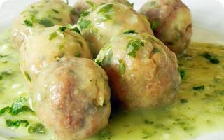 Albóndigas De Merluza Con Patatas