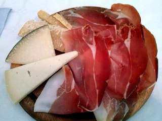 Prosciutto e pecorino