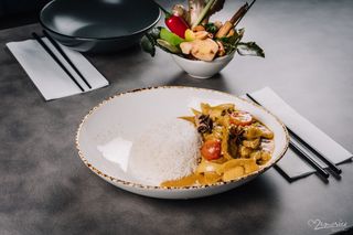 Yellow curry rice - 1 chilli