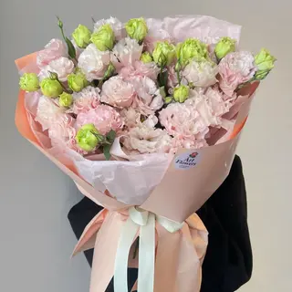 Букет Лизиантусы