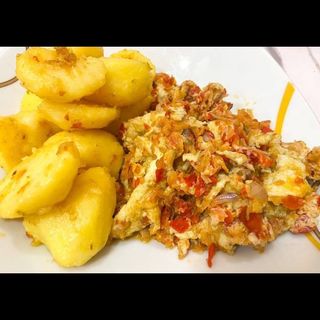 potato and egg sauce 