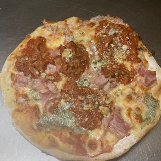 Pizza Pisa (27 cm.)