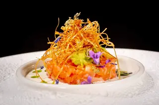 013 Tartare salmon special white