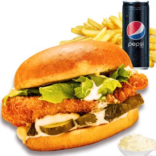 Meniu Snitel vienez pui (sandwich+cartofi prajiti+bautura+sos)