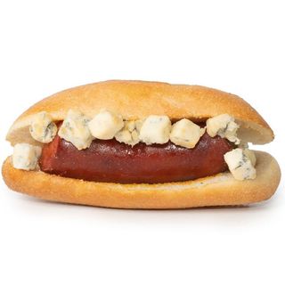 65. Chorizo parrillero y queso gorgonzola