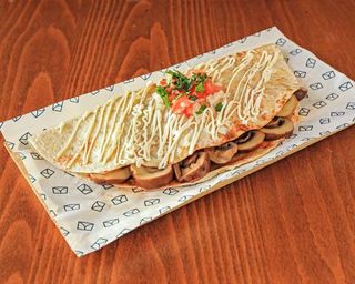 Quesadilla De Confite De Hongos